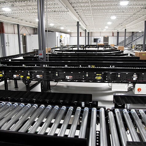 Conveyor system in a warehouse