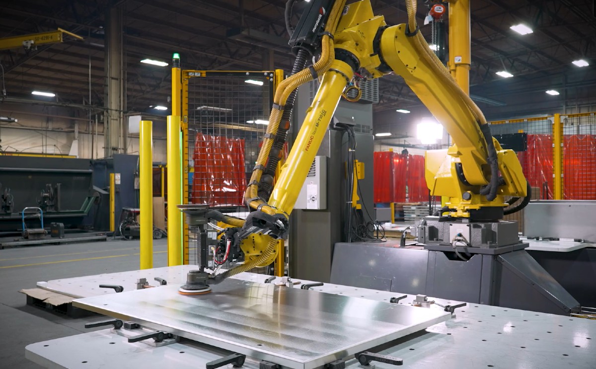 sanding robot